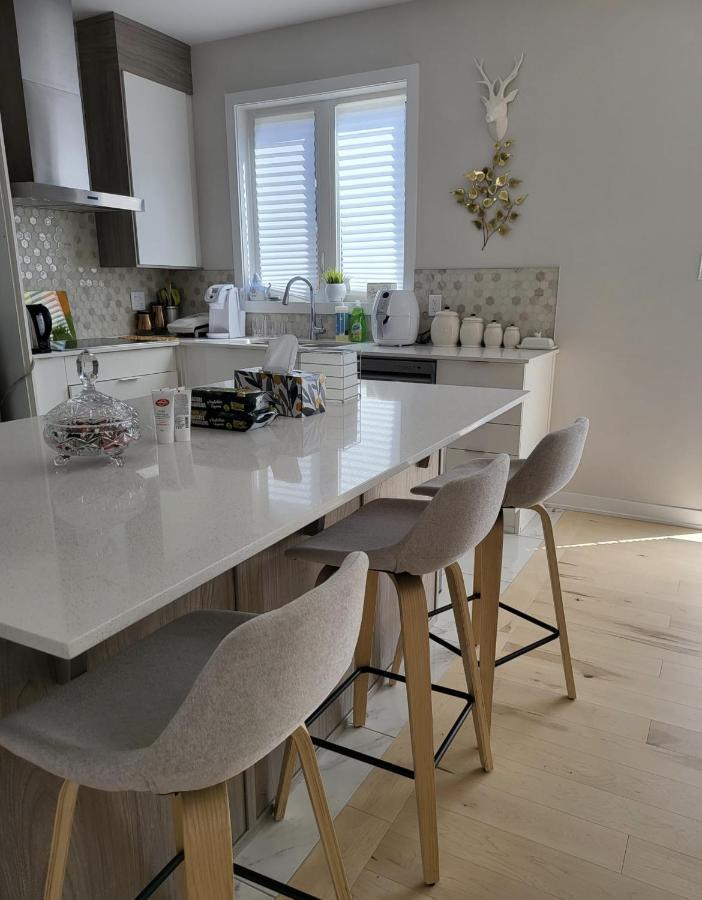 5 Star Home 渥太華 外观 照片